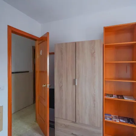 Privadas Con Cama Doble En Sevilla *