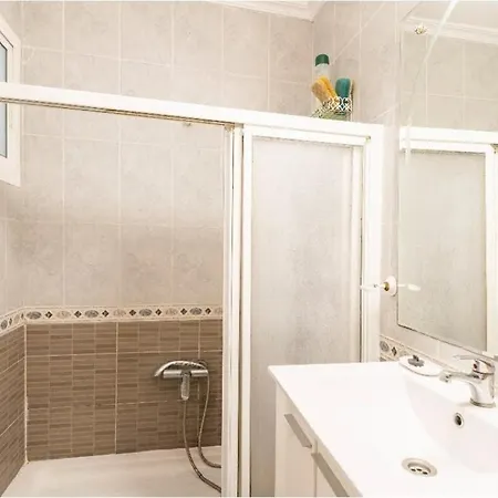 Privadas Con Cama Doble En Sevilla *
