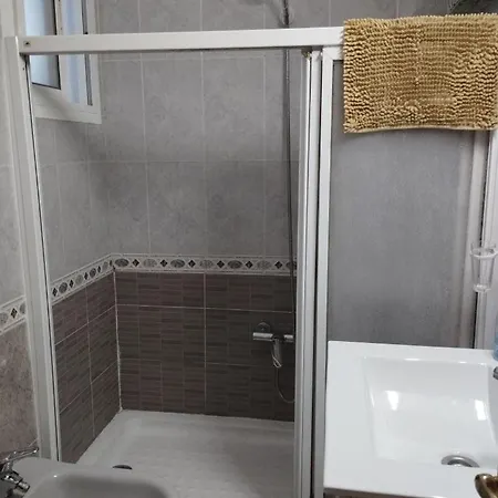 Privadas Con Cama Doble En Sevilla Alloggio in famiglia *