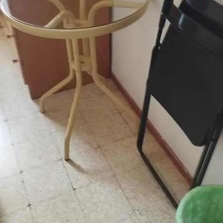Privadas Con Cama Doble En Sevilla Alloggio in famiglia