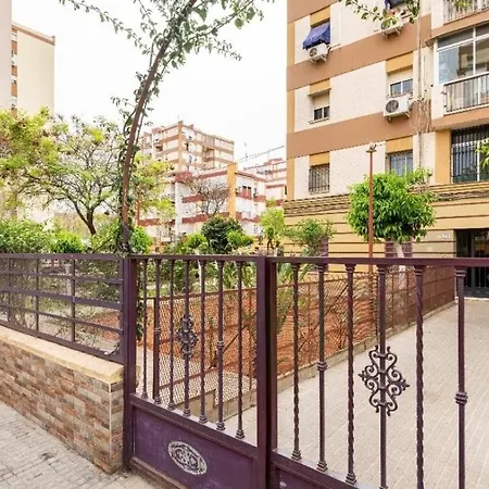 Privadas Con Cama Doble En Sevilla Alloggio in famiglia *