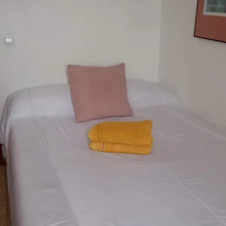 Privadas Con Cama Doble En Sevilla Alloggio in famiglia Siviglia